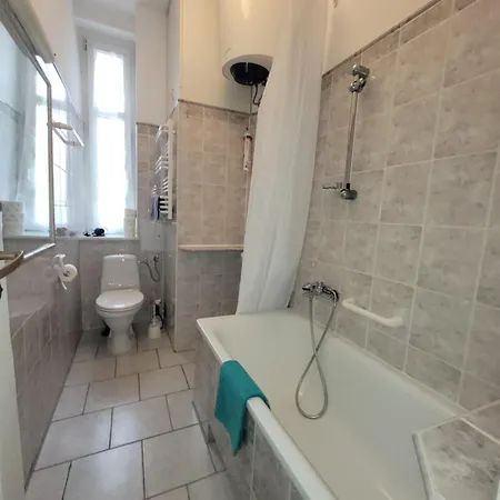 Apartment Central 120m2 For 10 Pers.