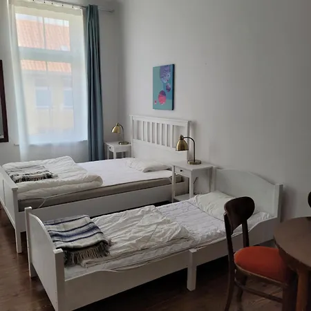Apartment Central 120m2 For 10 Pers. *
